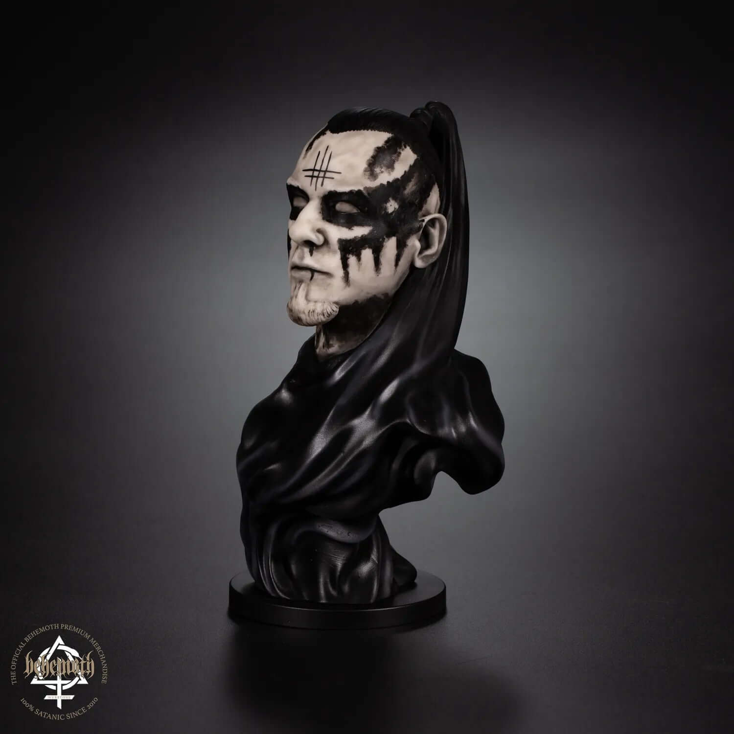Collectible 'Orion/Behemoth' figurine made of hand-painted polyurethane resin with unique number on Contra coin in stand.
