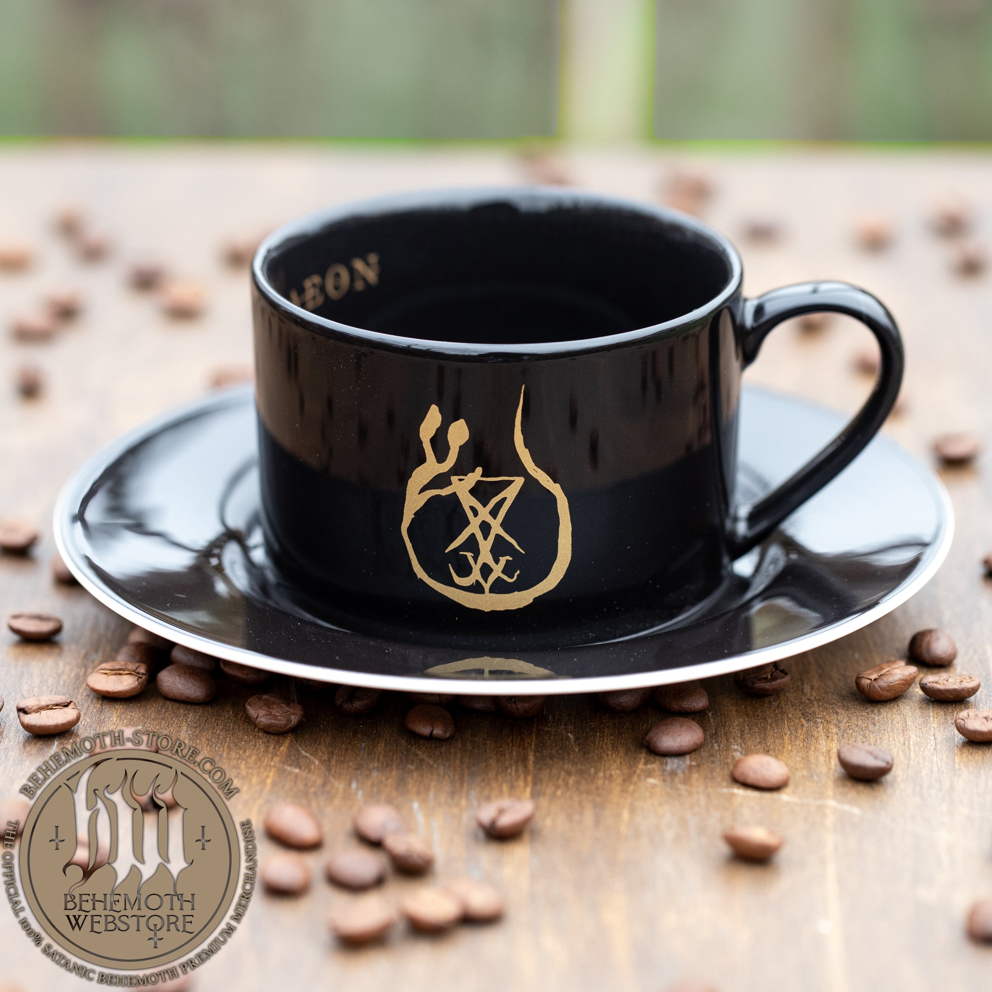 Behemoth – taza y plato “Lvciferaeon” de New Bone China (negro, 230 ml)