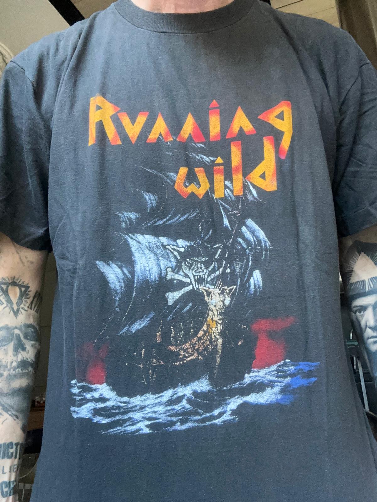 Vintage Hell – RUNNING WILD – Under Jolly Roger (T-shirt)