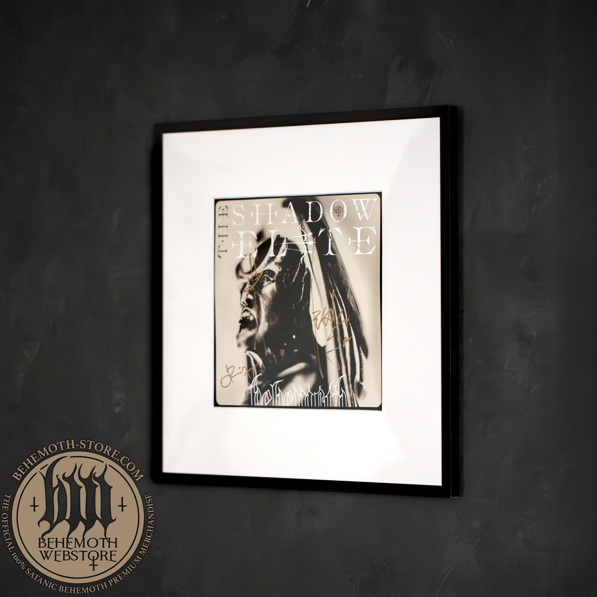 “The Shadow Elite” – portada de single firmada (enmarcada 32×32 cm) – Behemoth