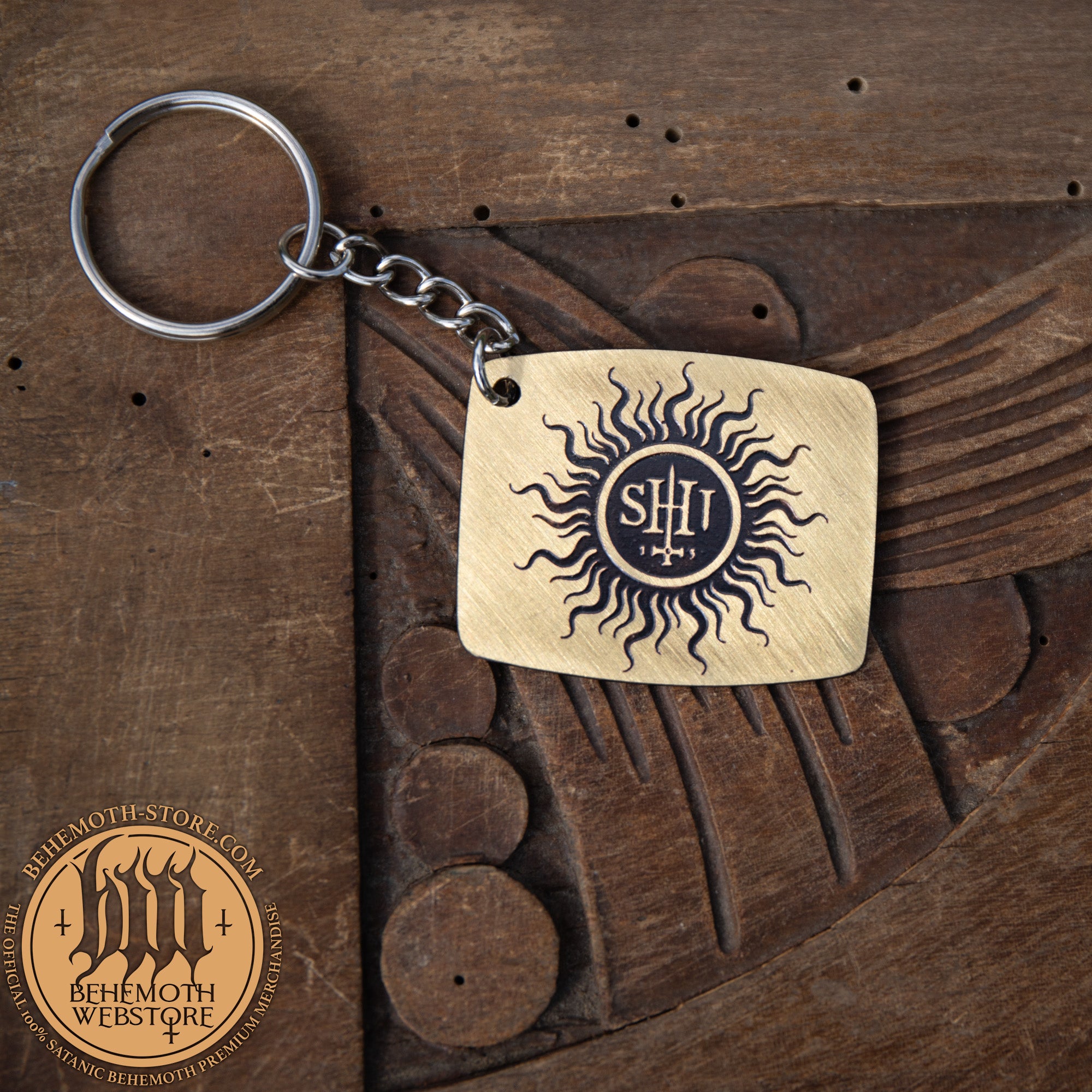 Een Behemoth 'TSOG' messing sleutelhanger - LUX