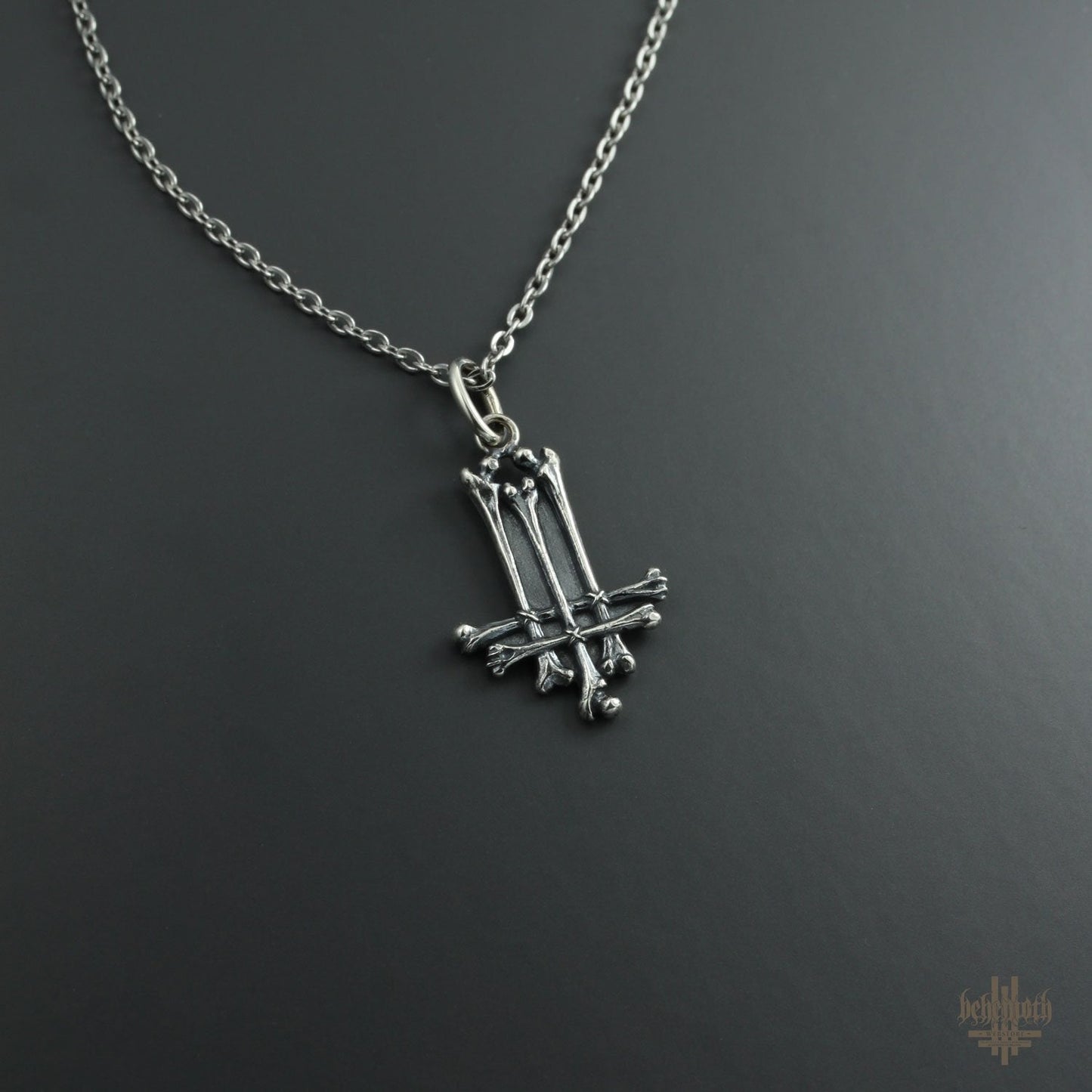 Collar de plata de ley 'Trivmviratvs - Bones' de Behemoth