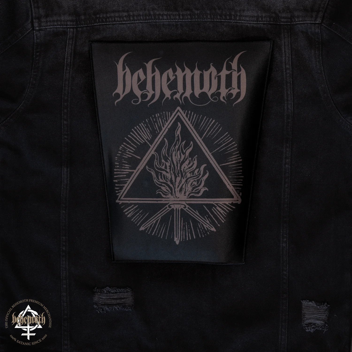 Parche termoadhesivo 'La Trinidad Impía' de Behemoth