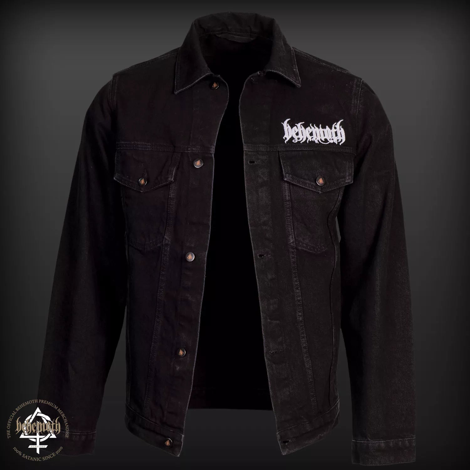 Chaqueta vaquera con el logotipo de Behemoth