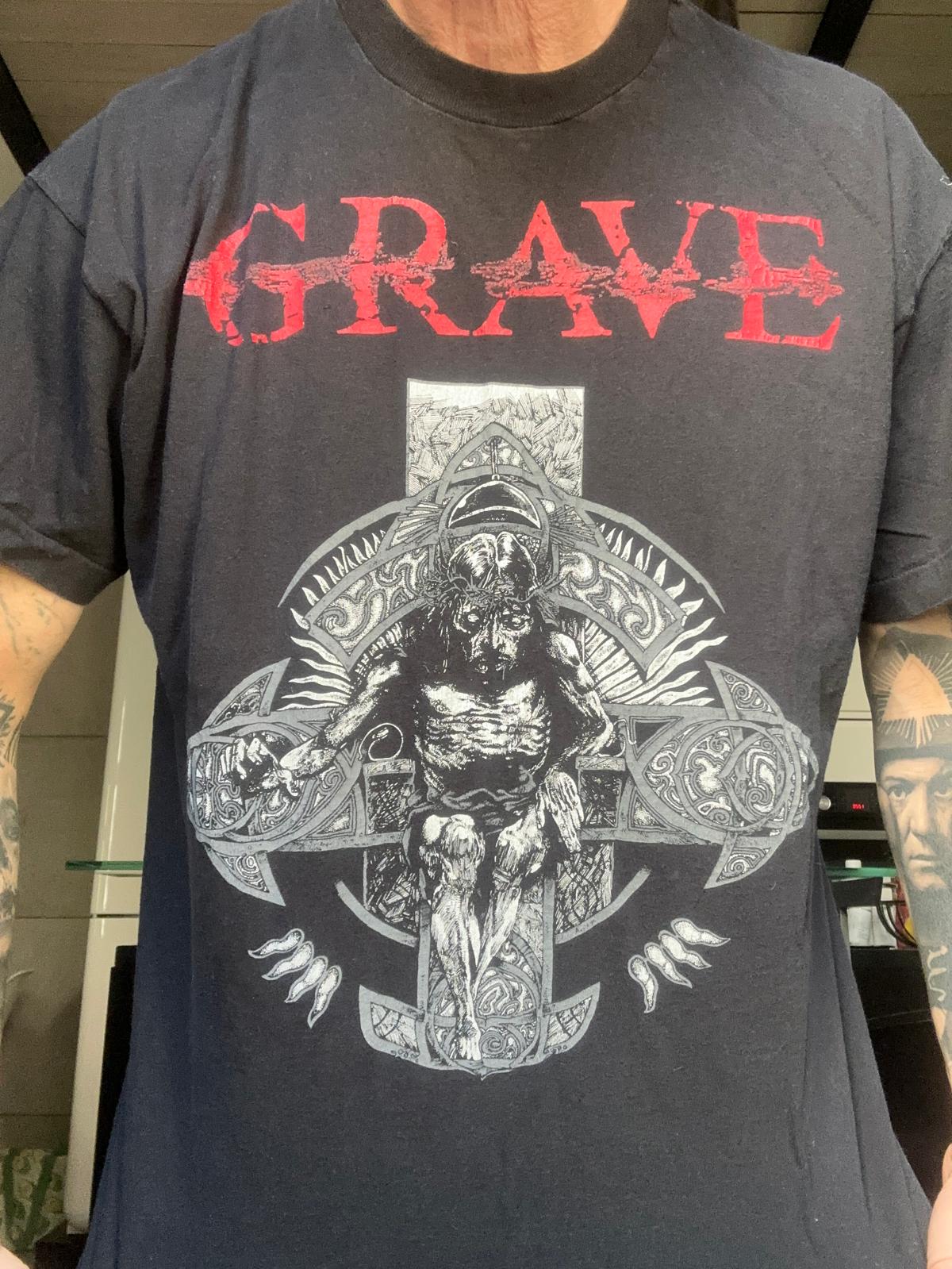 Vintage Hell – GRAVE – 90’s Tour Shirt (T-Shirt)
