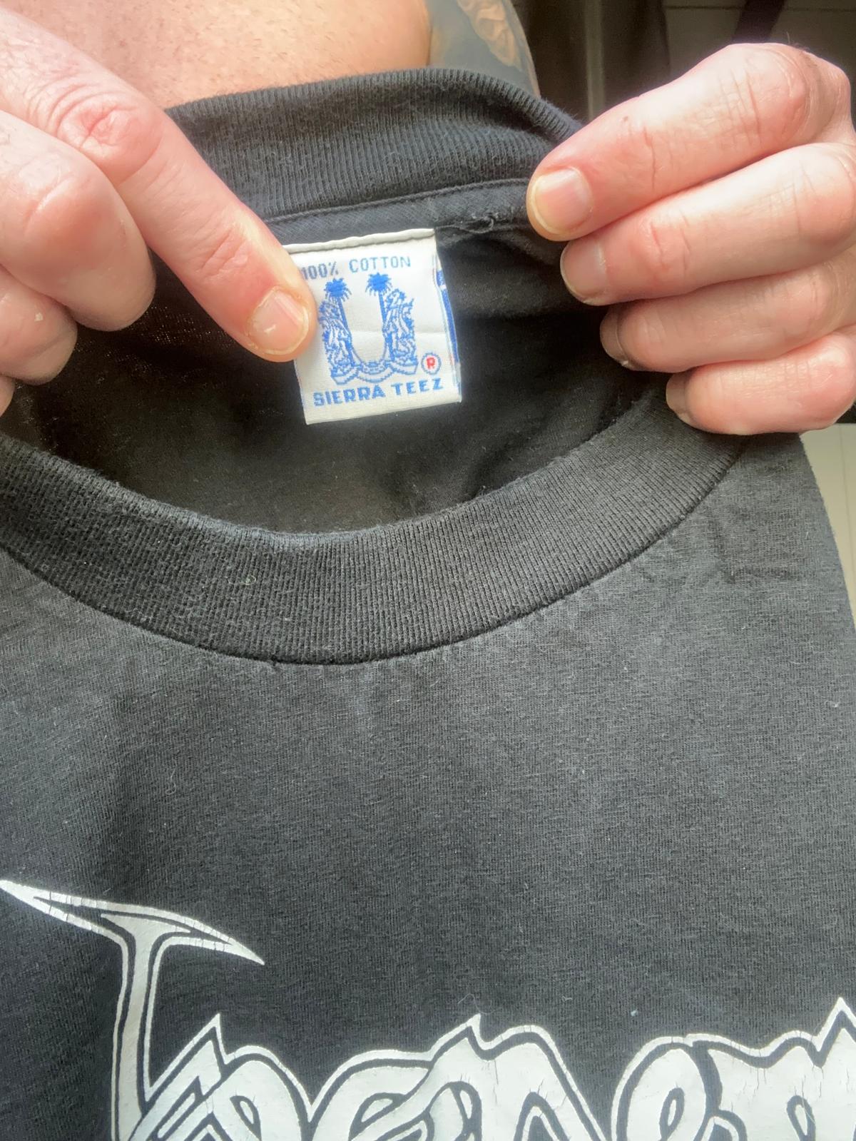 Vintage Hell – VENOM – Black Metal (T-Shirt)