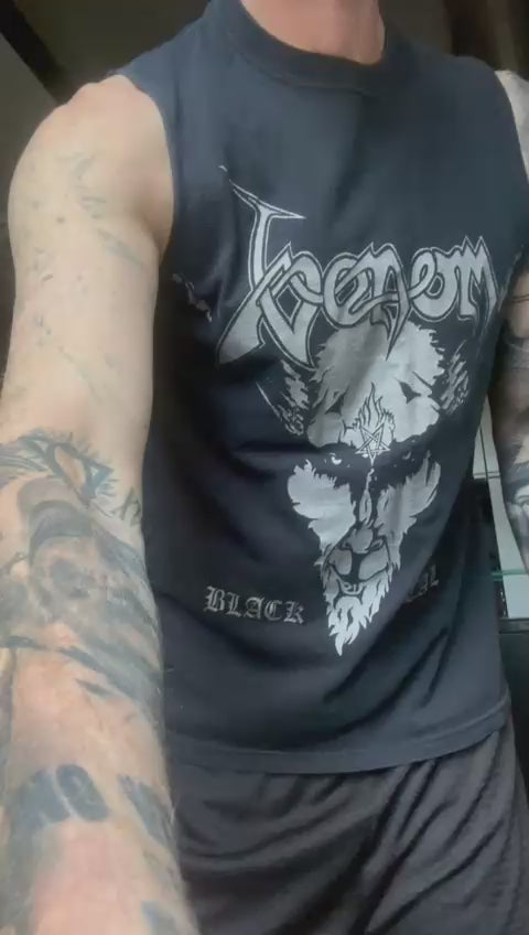 Vintage Hell – VENOM Black Metal (Cut Off) Cut Off Shirt